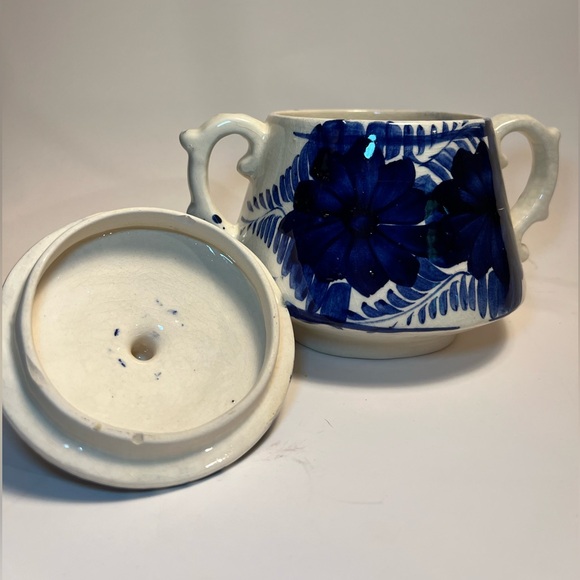 Mexican Talavera Pottery Creamer Pitcher Blue & White - Picture 3 of 16